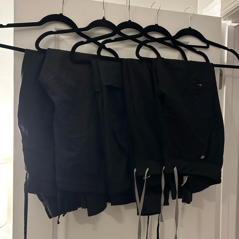 Scrub tops and bottoms - size small